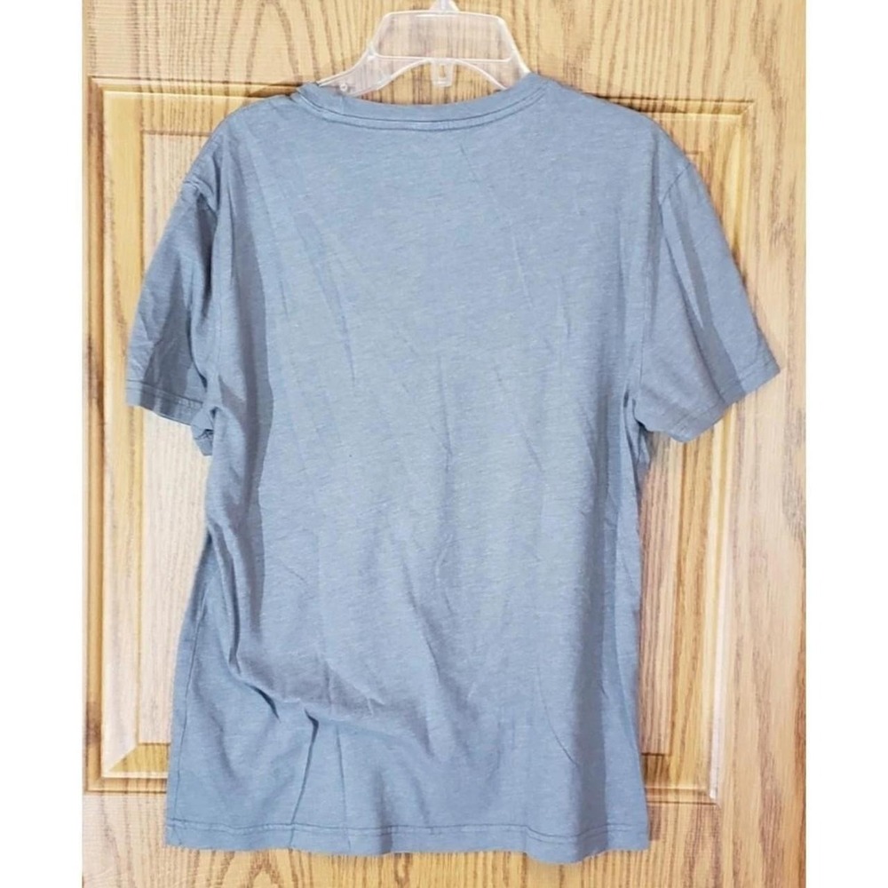 Vintage Banana Republic graphic tee. - Picture 2 of 3